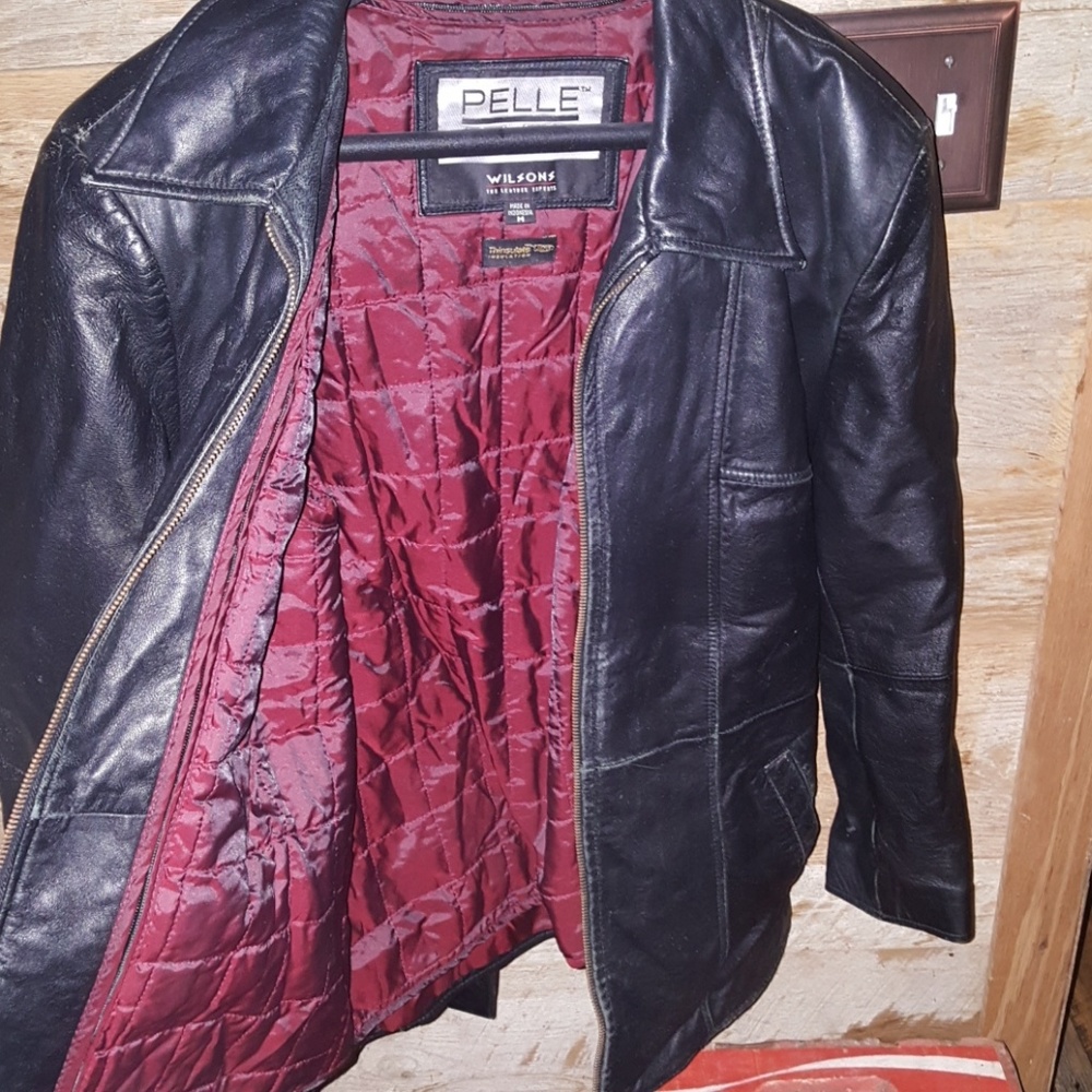 Leather jacket - Picture 2 of 4